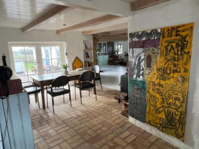 The Fishermen's House - charming and close to beach in Vang